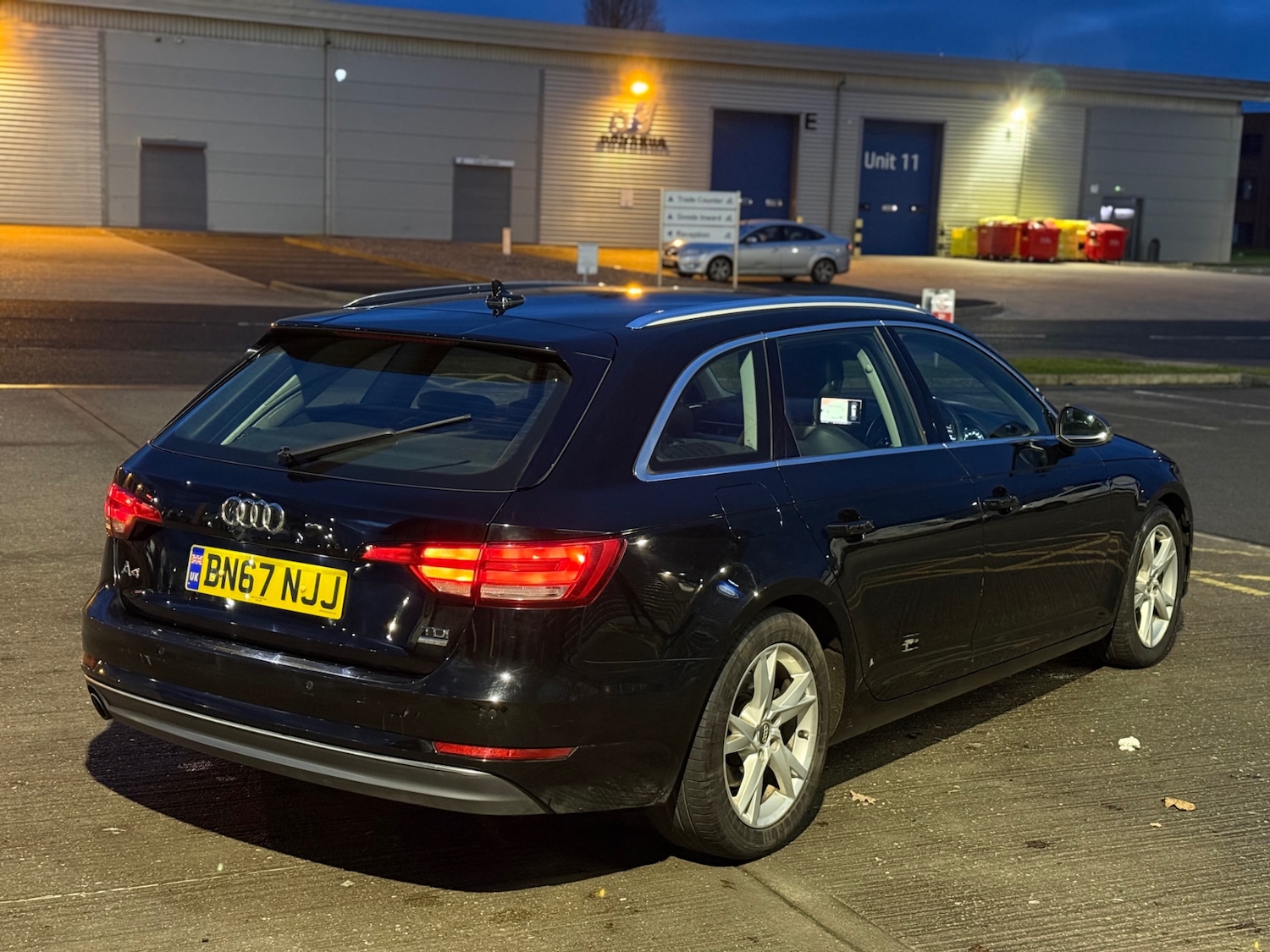 Used Audi A4 2017 for sale - 76941129: Photo 5