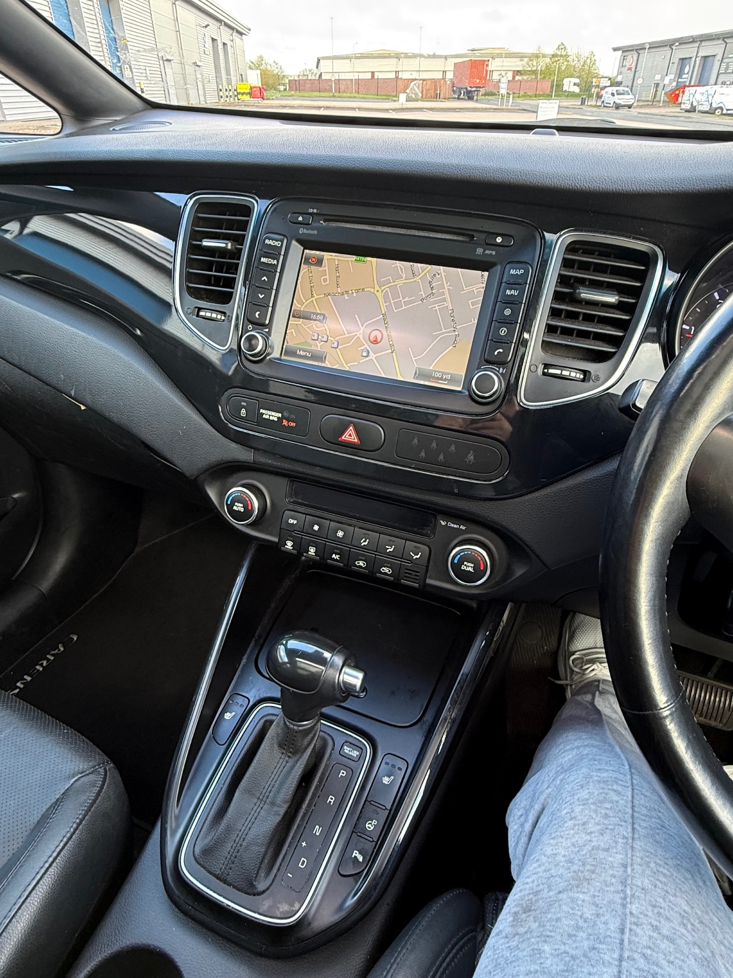 Used Kia Carens 2015 for sale - 78223360: Photo 14