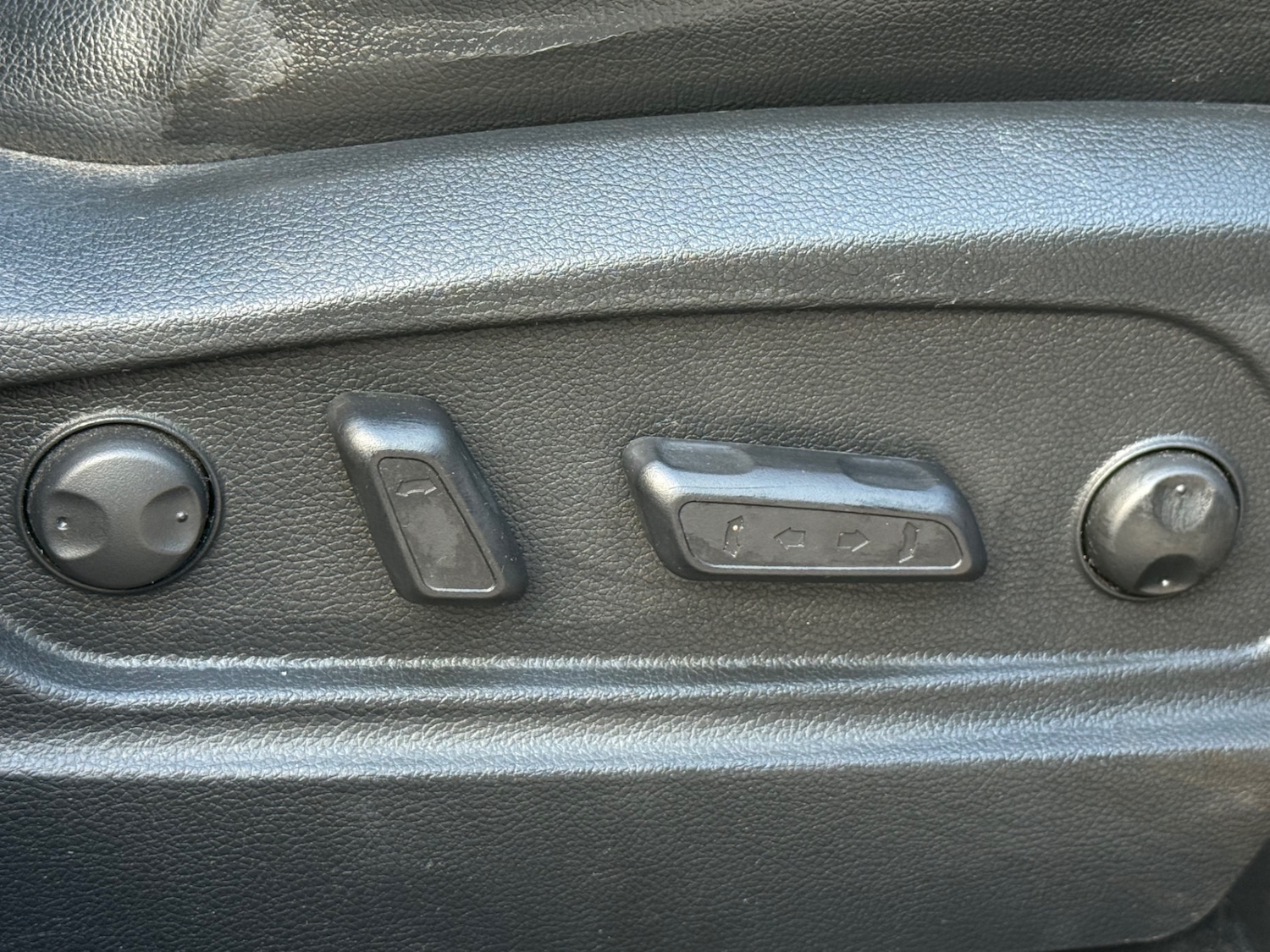 Used Kia Carens 2015 for sale - 78223360: Photo 15