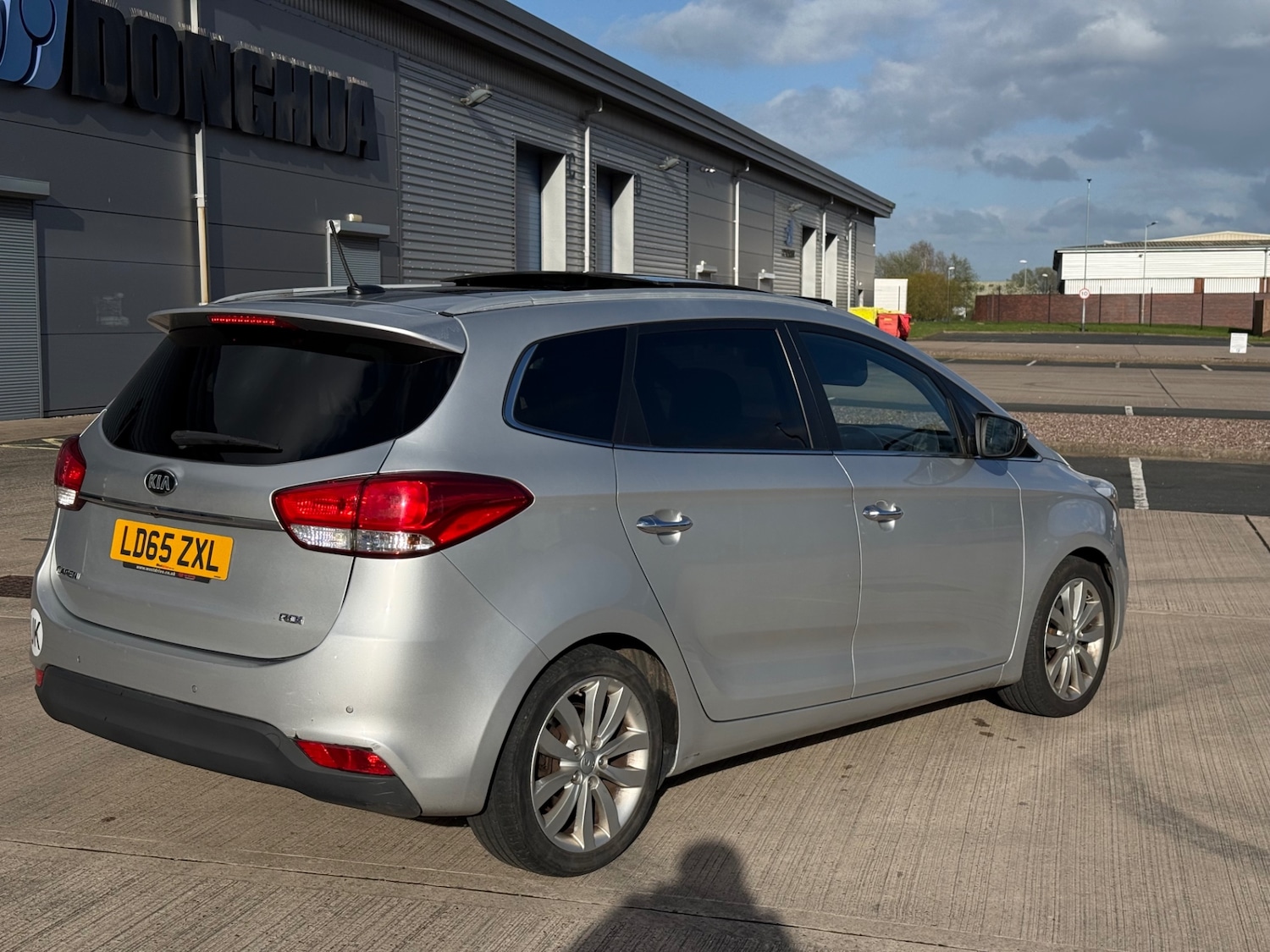 Used Kia Carens 2015 for sale - 78223360: Photo 5