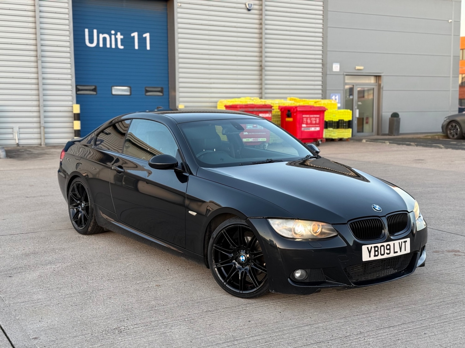 Used BMW 3 Series 2009 for sale - 76709290: Photo 1