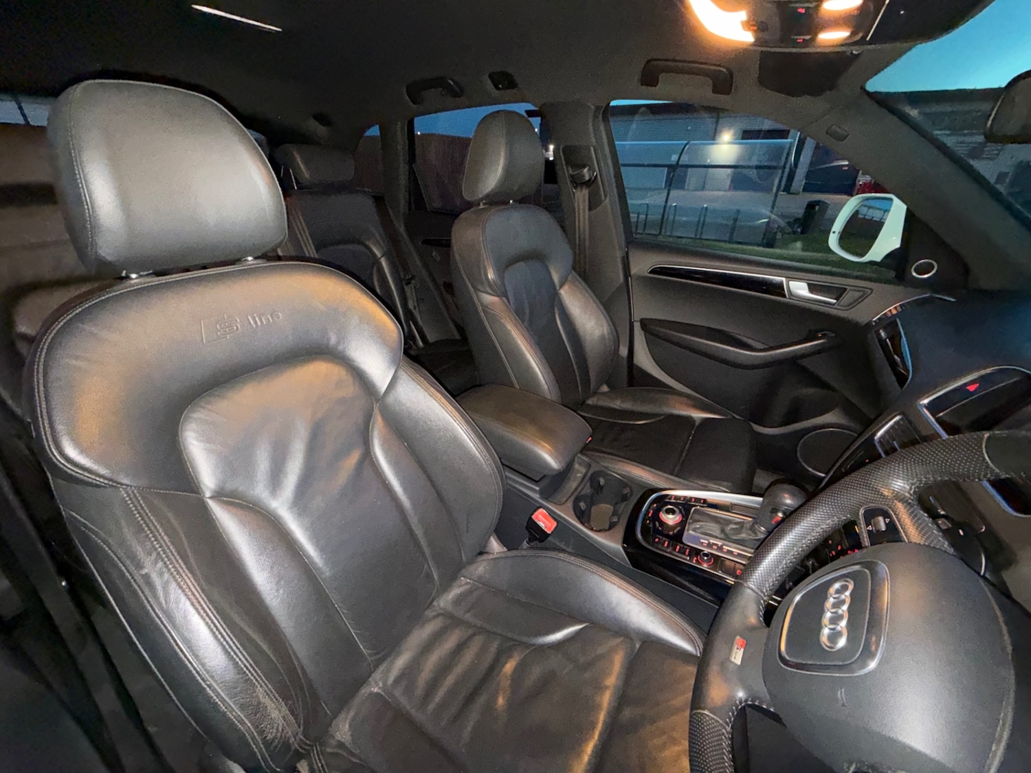 Used Audi Q5 2010 for sale - 77704403: Photo 12