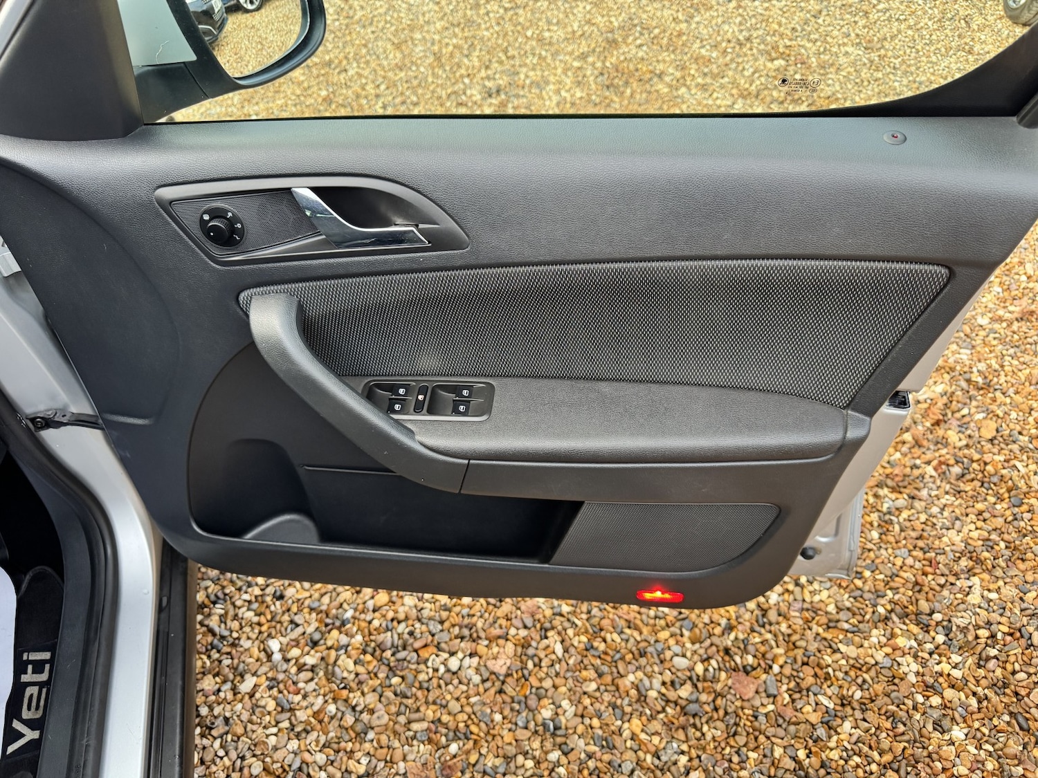 Used Skoda Yeti 2010 for sale - 76444462: Photo 25