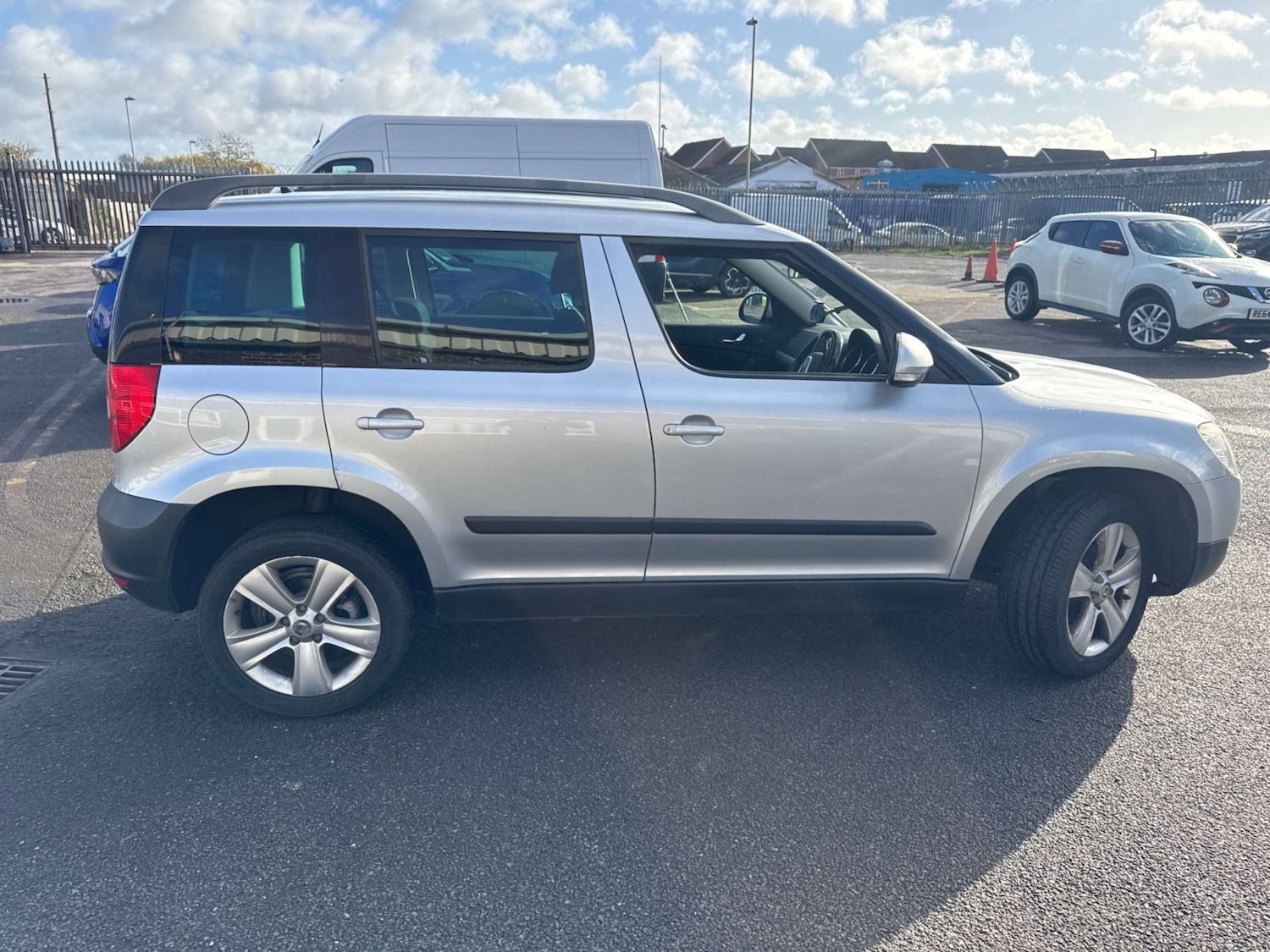 Used Skoda Yeti 2010 for sale - 76444462: Photo 3