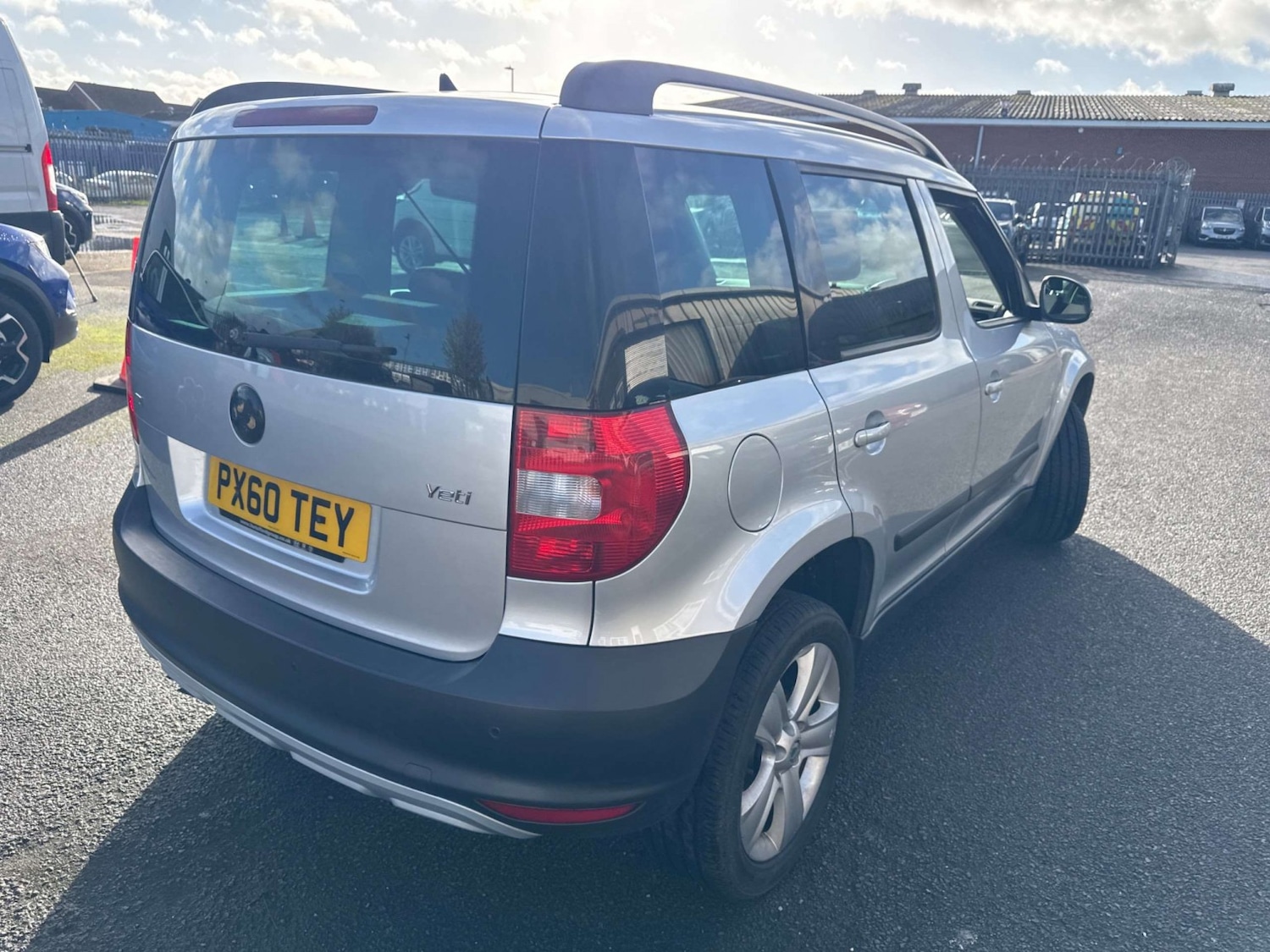 Used Skoda Yeti 2010 for sale - 76444462: Photo 4