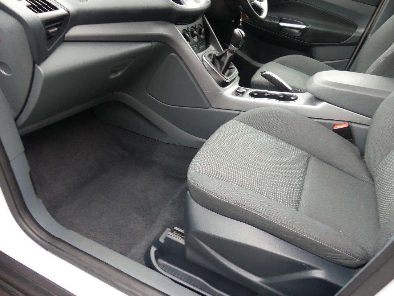 Used Ford C-Max 2013 for sale - 76576889: Photo 6