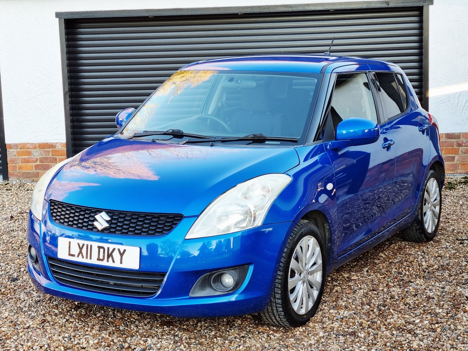 Used Suzuki Swift 2011 for sale - 76762156: Photo 4