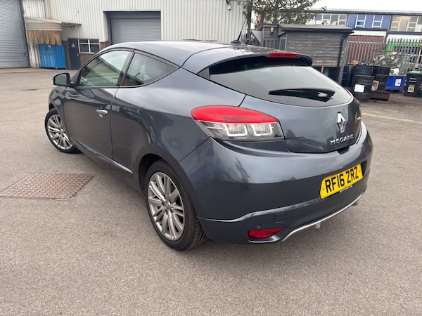 Used Renault Megane 2016 for sale - 76286965: Photo 2