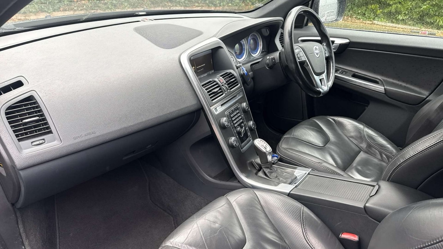 Used Volvo XC60 2012 for sale - 77465584: Photo 3