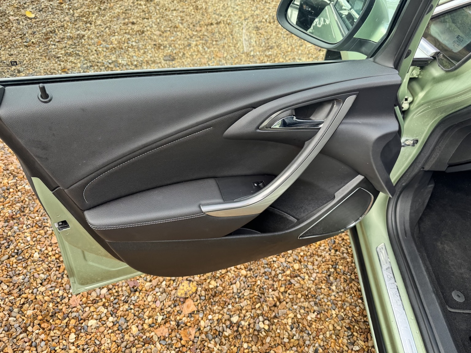 Used Vauxhall Astra 2010 for sale - 76246176: Photo 19
