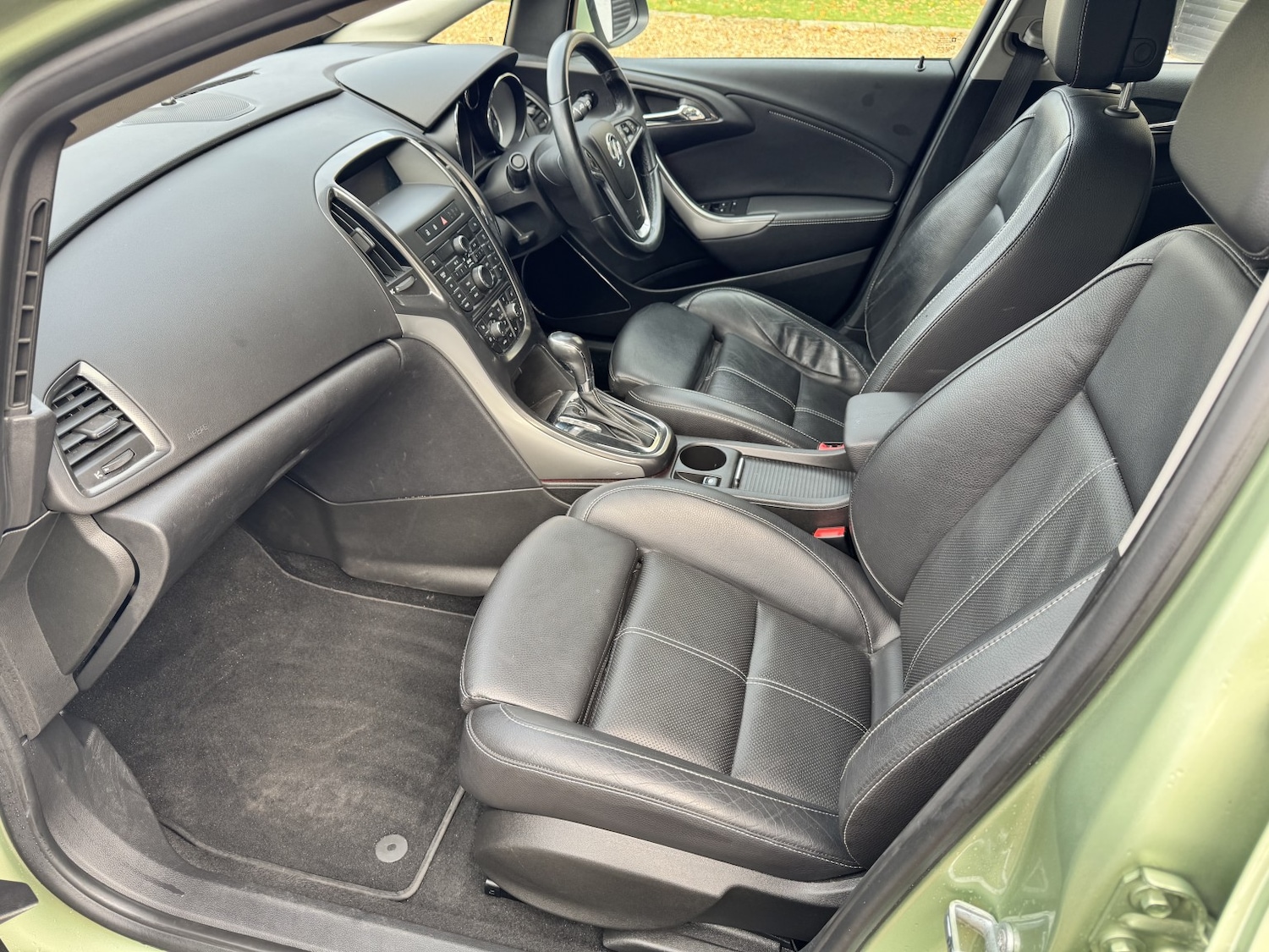 Used Vauxhall Astra 2010 for sale - 76246176: Photo 20