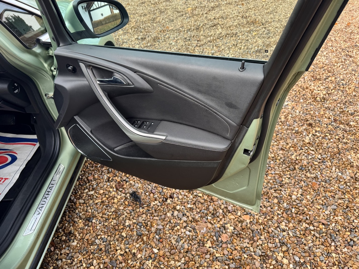 Used Vauxhall Astra 2010 for sale - 76246176: Photo 25