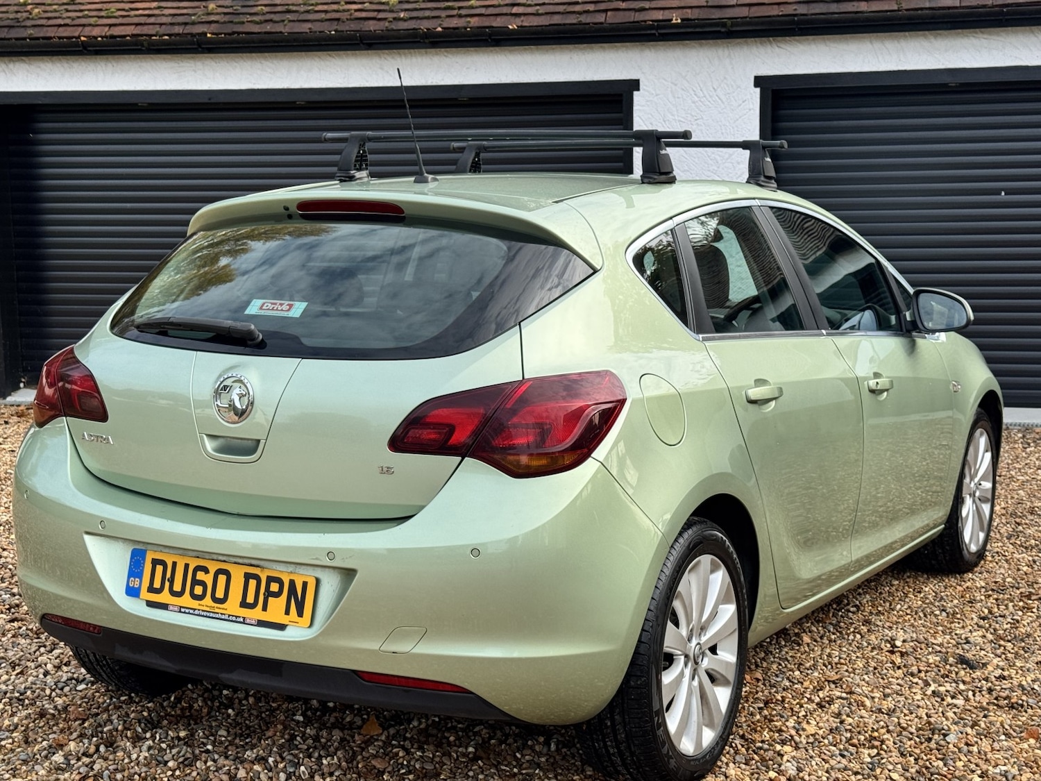 Used Vauxhall Astra 2010 for sale - 76246176: Photo 4
