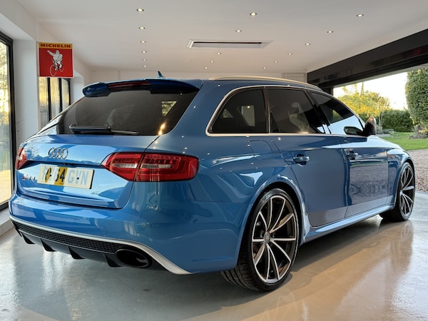 Used Audi RS4 2014 for sale - 76211896: Photo 2