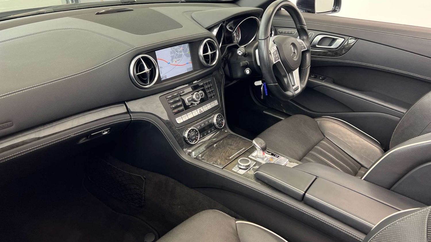Used Mercedes-Benz SL 2014 for sale - 76571205: Photo 4