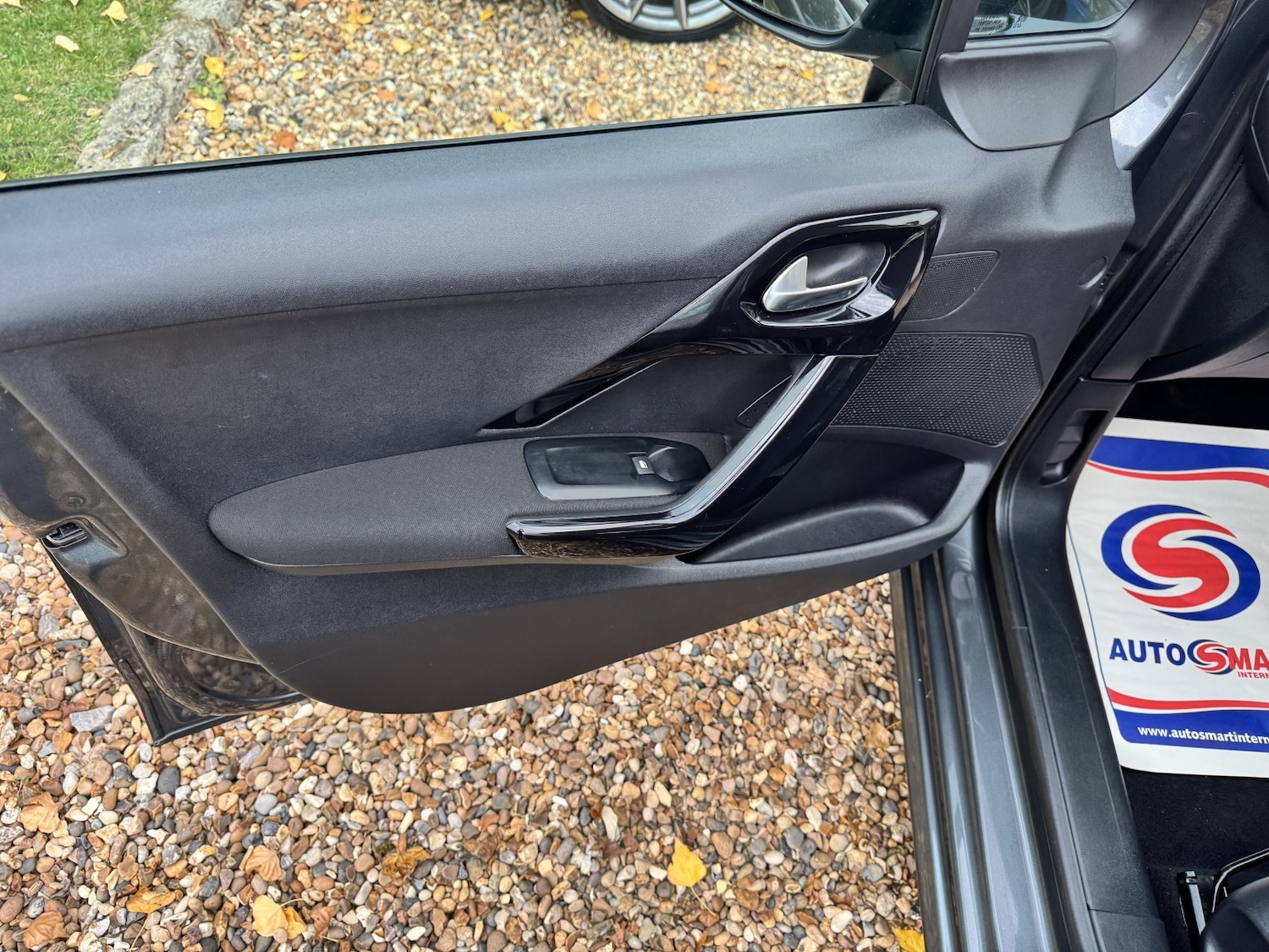 Used Peugeot 208 2016 for sale - 76334728: Photo 10