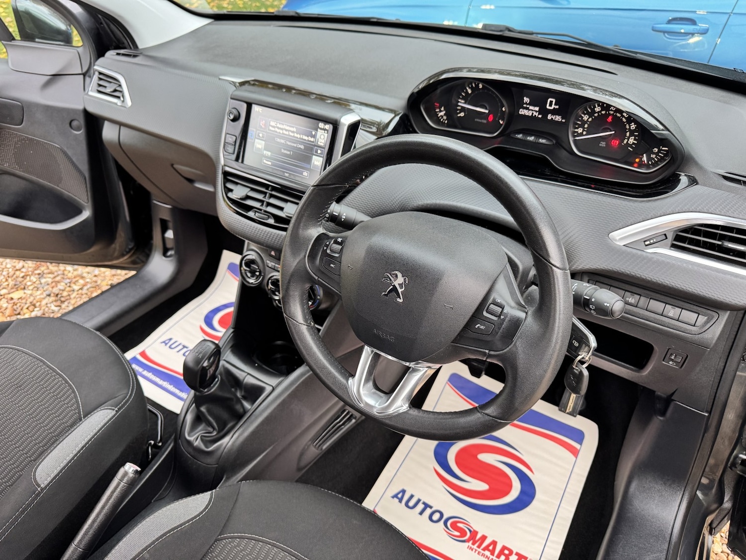 Used Peugeot 208 2016 for sale - 76334728: Photo 3