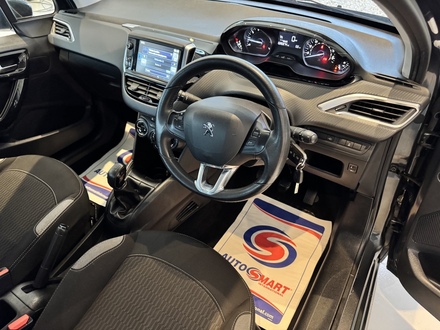 Used Peugeot 208 2016 for sale - 76334728: Photo 30