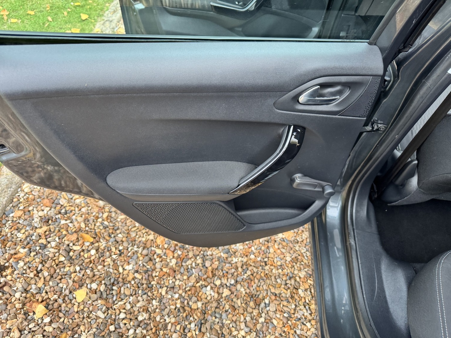 Used Peugeot 208 2016 for sale - 76334728: Photo 8