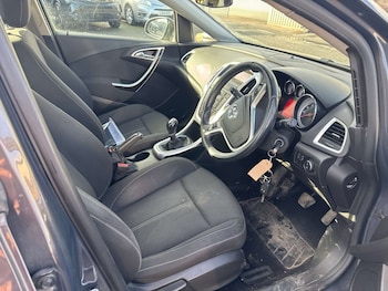 Used Vauxhall Astra 2014 for sale - 76444425: Photo