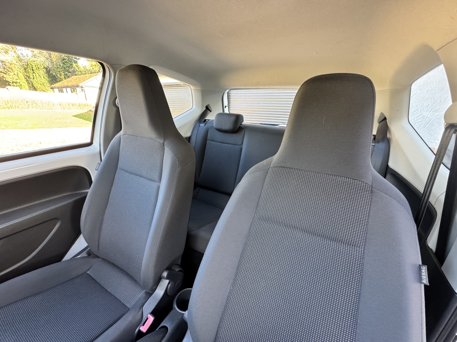 Used Volkswagen up! 2012 for sale - 76376859: Photo 6