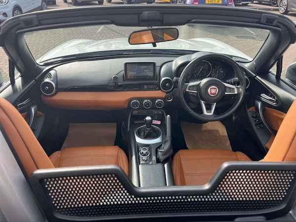 Used Fiat 124 Spider 2017 for sale - 76164537: Photo 3
