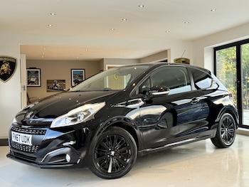 2017 - 1.2 PureTech Black Edition 3-Door