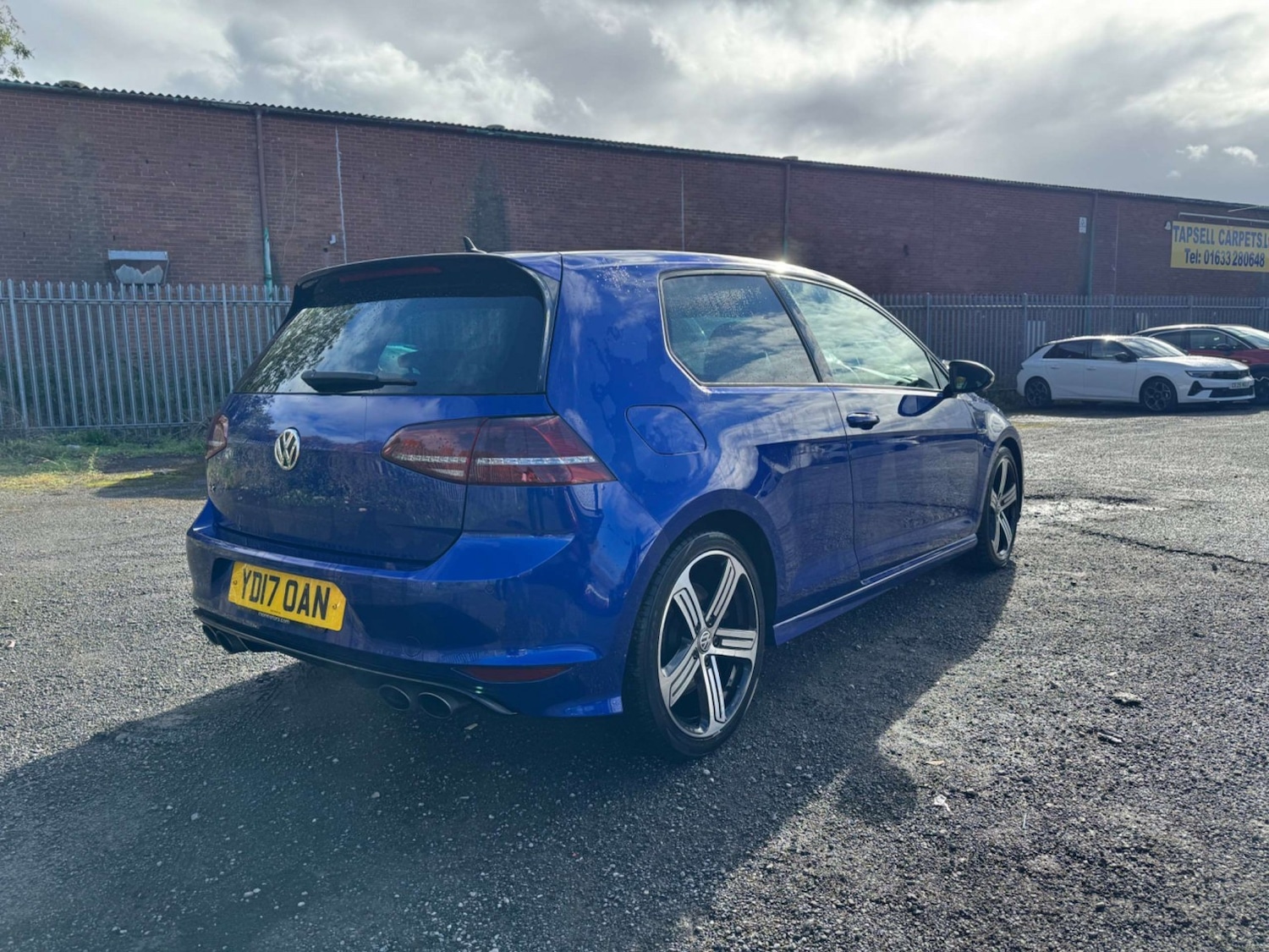 Used Volkswagen Golf 2017 for sale - 76439962: Photo 2