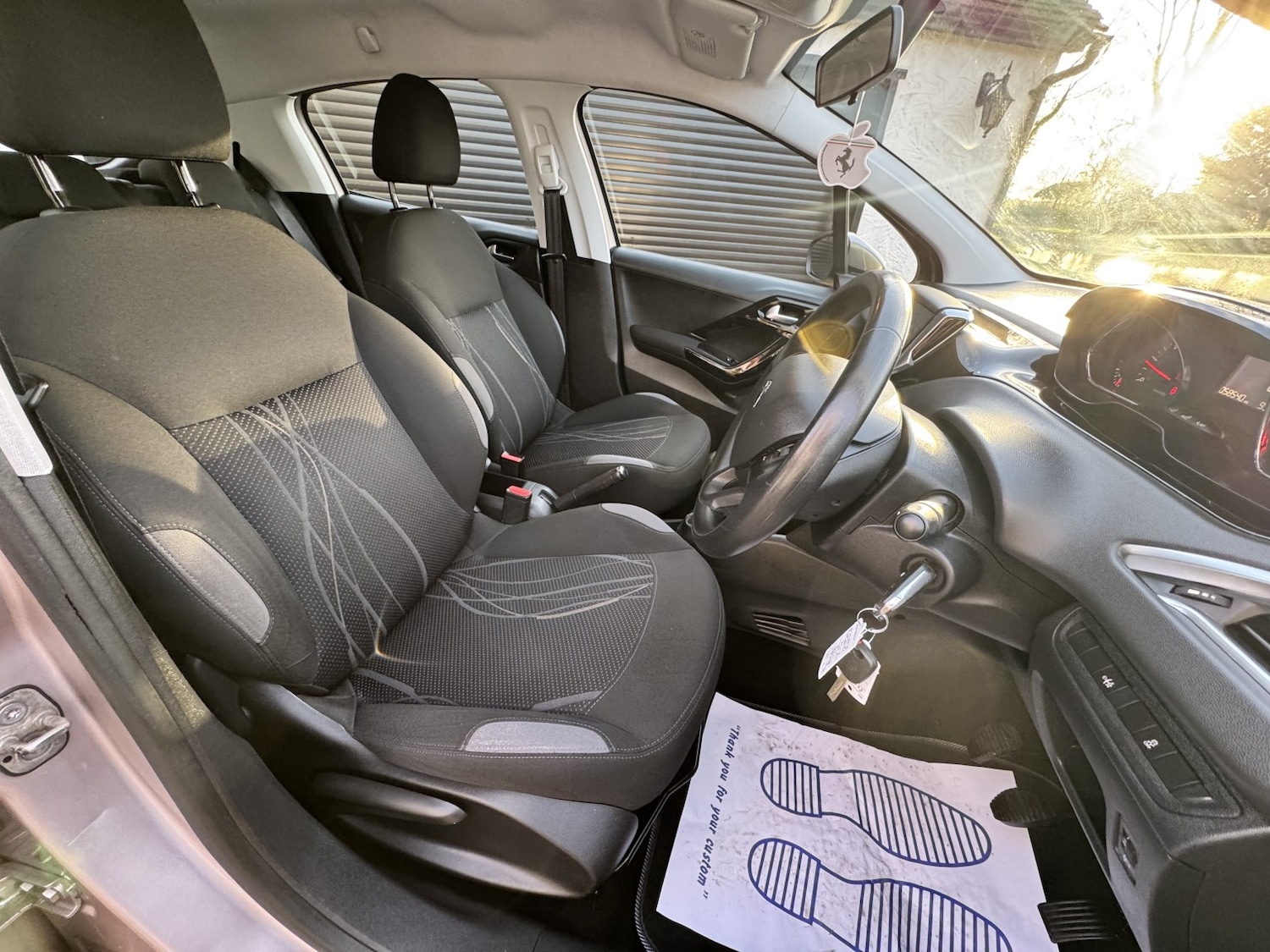 Used Peugeot 208 2013 for sale - 76455342: Photo 32