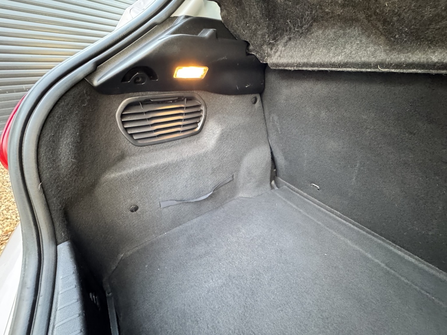 Used Peugeot 208 2013 for sale - 76455342: Photo 34