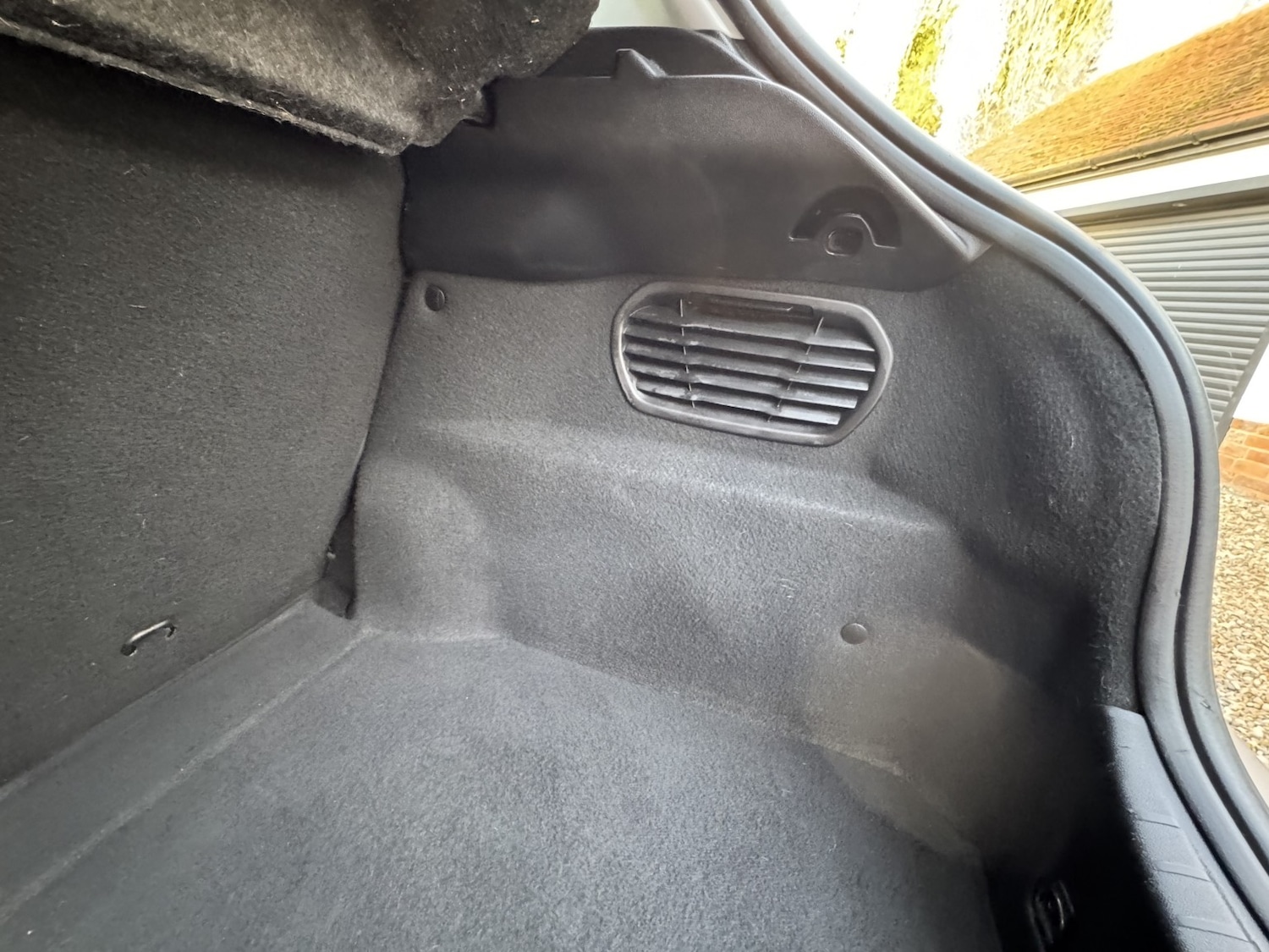 Used Peugeot 208 2013 for sale - 76455342: Photo 35