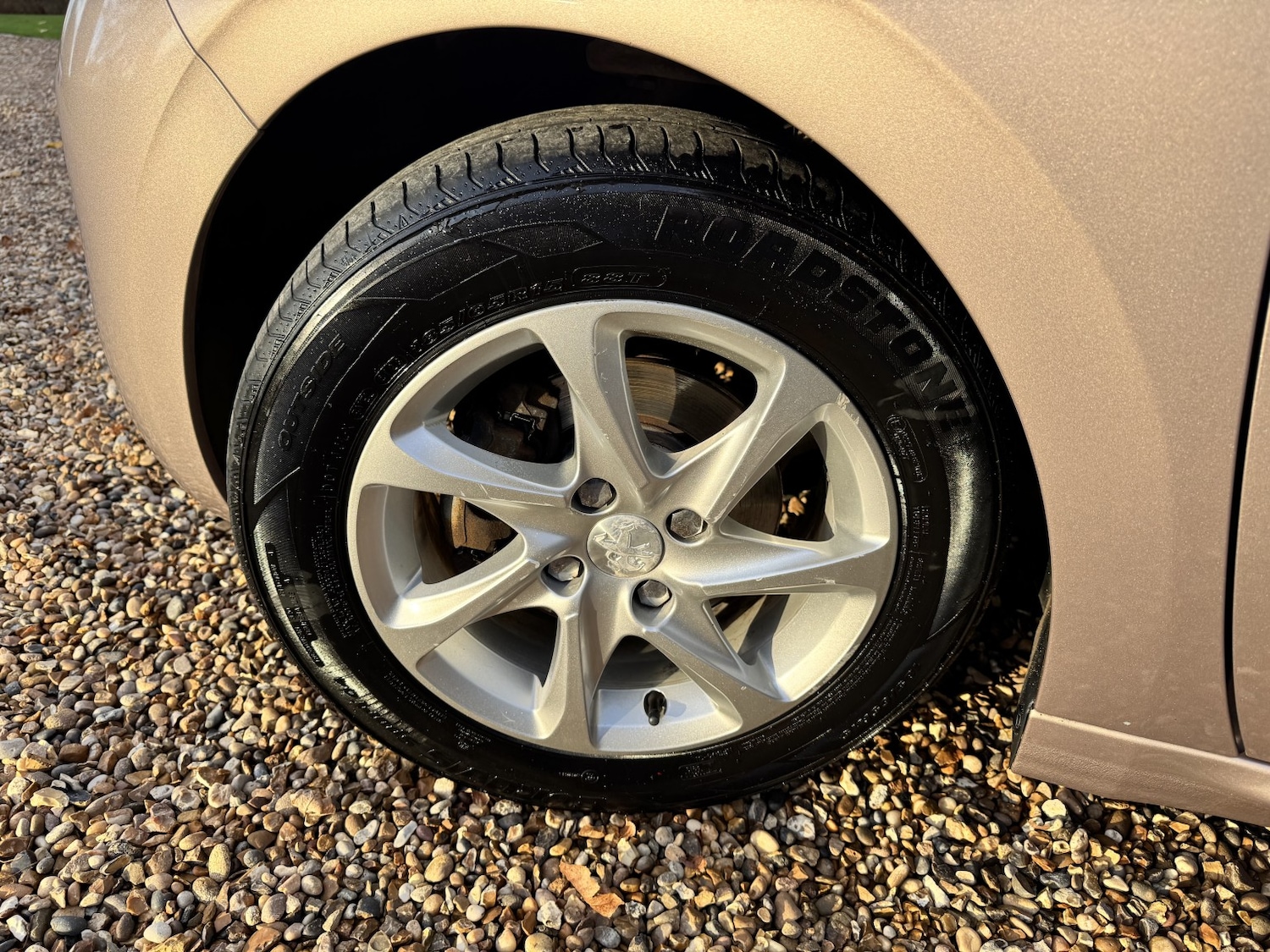 Used Peugeot 208 2013 for sale - 76455342: Photo 40