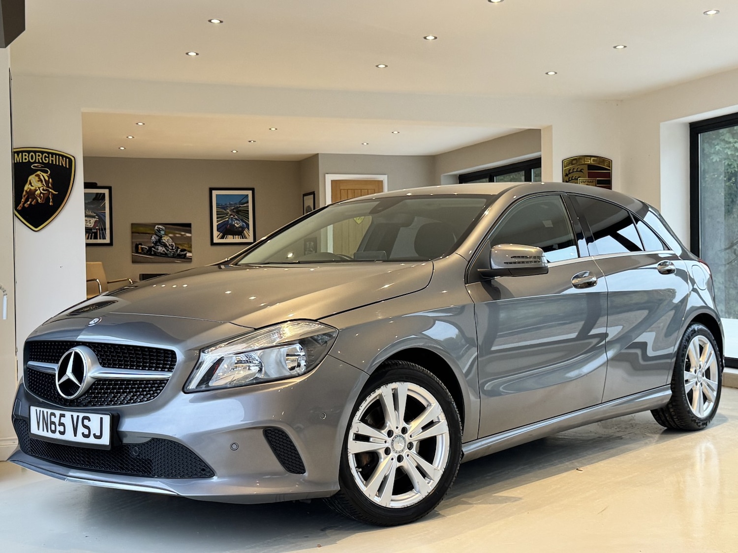Used Mercedes-Benz A-Class 2016 for sale - 76164530: Photo 1