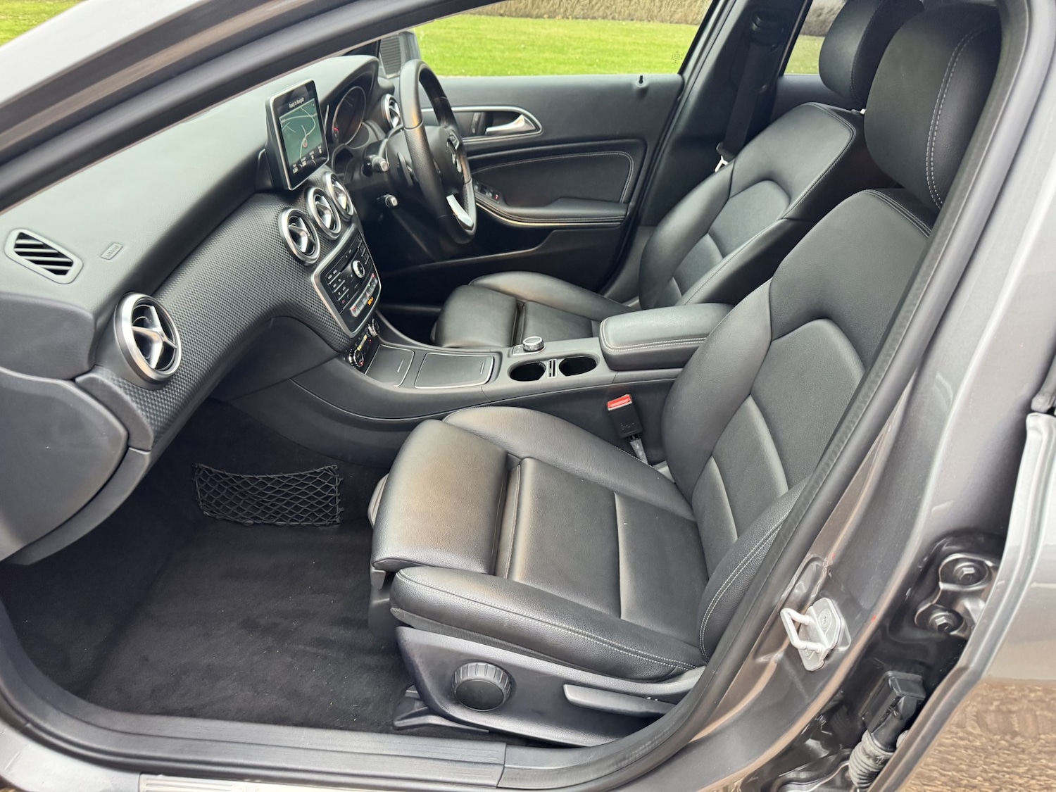 Used Mercedes-Benz A-Class 2016 for sale - 76164530: Photo 6