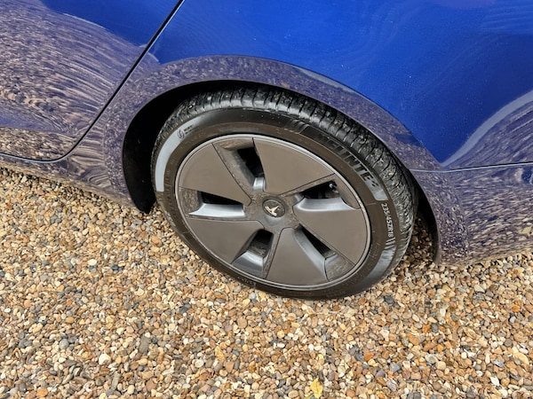 Used Tesla Model 3 2020 for sale - 76174030: Photo 11