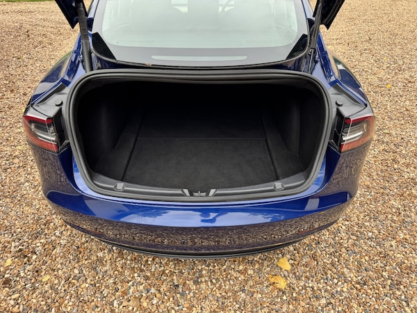 Used Tesla Model 3 2020 for sale - 76174030: Photo 13