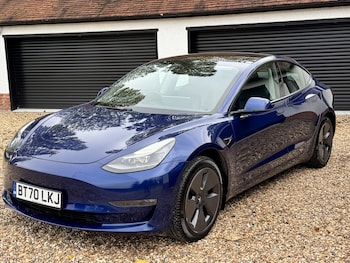Used Tesla Model 3 2020 for sale - 76174030: Photo 2