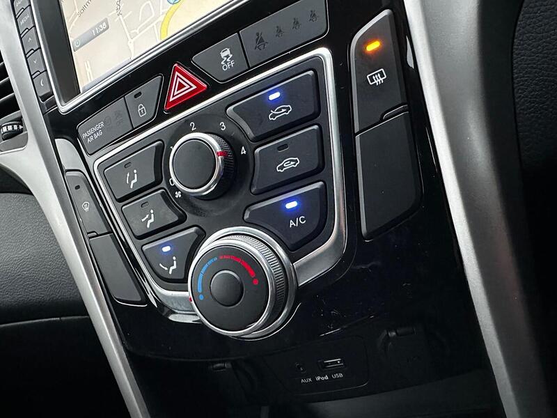 Used Hyundai i30 2016 for sale - 77328786: Photo 18