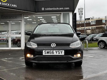 Used Volkswagen Polo 2016 for sale - 77530273: Photo