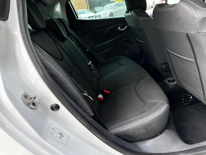 Used Renault Clio for sale - 77668052: Photo 16