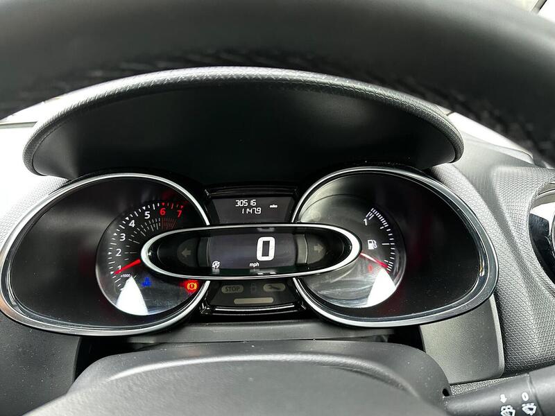 Used Renault Clio for sale - 77668052: Photo 27