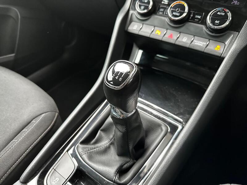 Used Skoda Karoq 2018 for sale - 77132470: Photo 12