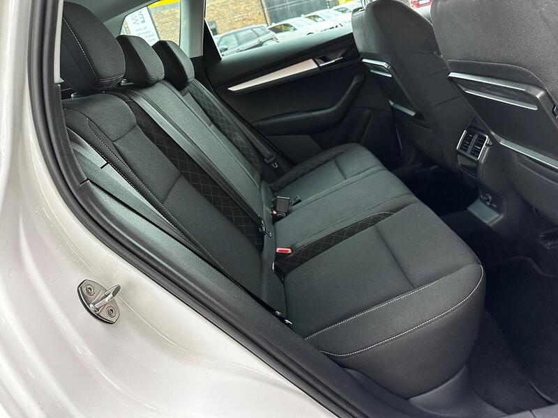 Used Skoda Karoq 2018 for sale - 77132470: Photo 15