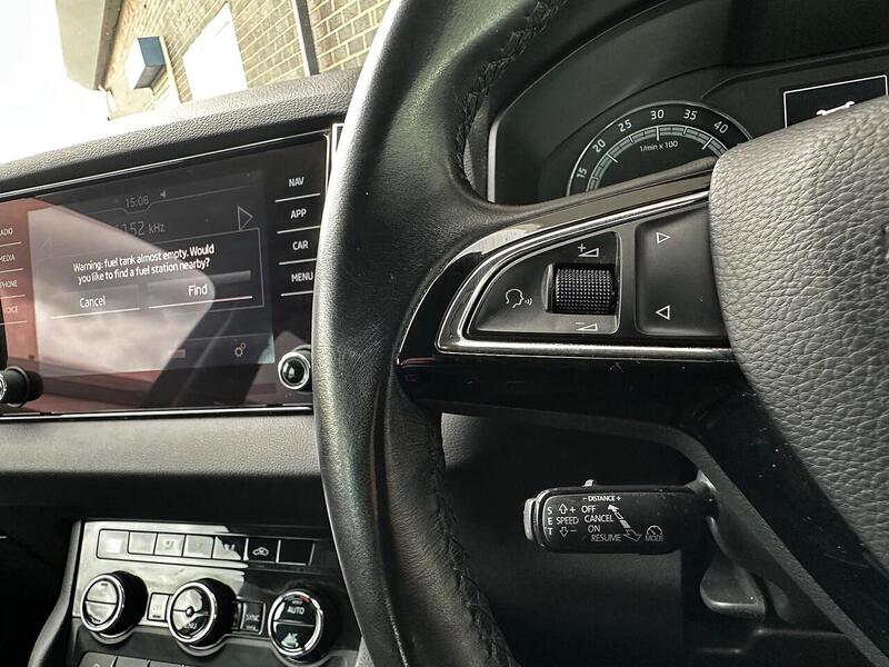 Used Skoda Karoq 2018 for sale - 77132470: Photo 16