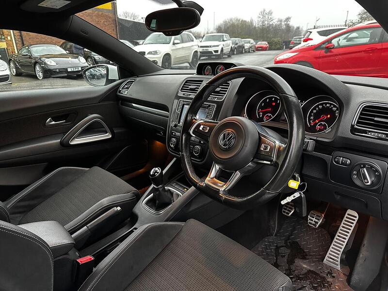 Used Volkswagen Scirocco 2015 for sale - 77418361: Photo 10