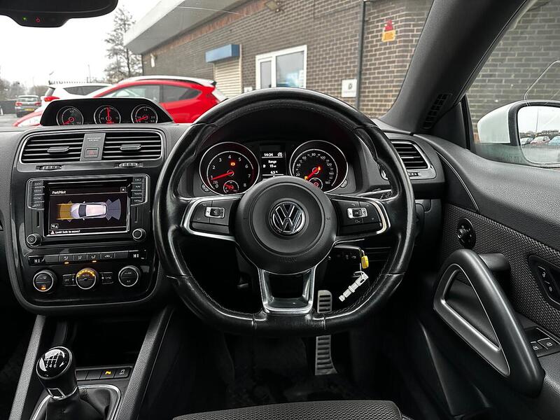 Used Volkswagen Scirocco 2015 for sale - 77418361: Photo 31