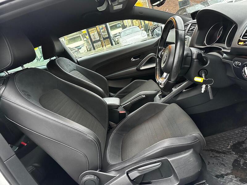 Used Volkswagen Scirocco 2015 for sale - 77418361: Photo 33