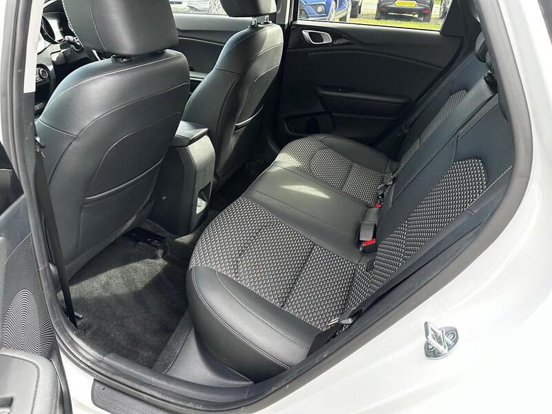 Used Kia Ceed for sale - 78107375: Photo 14