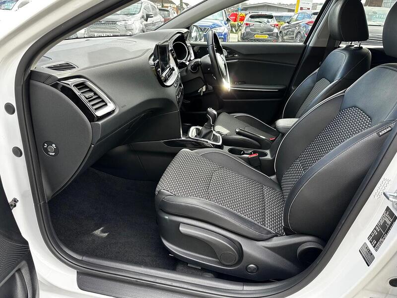 Used Kia Ceed for sale - 78107375: Photo 32