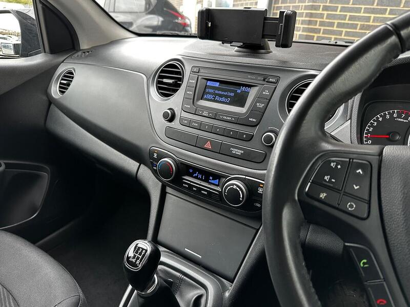 Used Hyundai i10 2018 for sale - 77730910: Photo 10